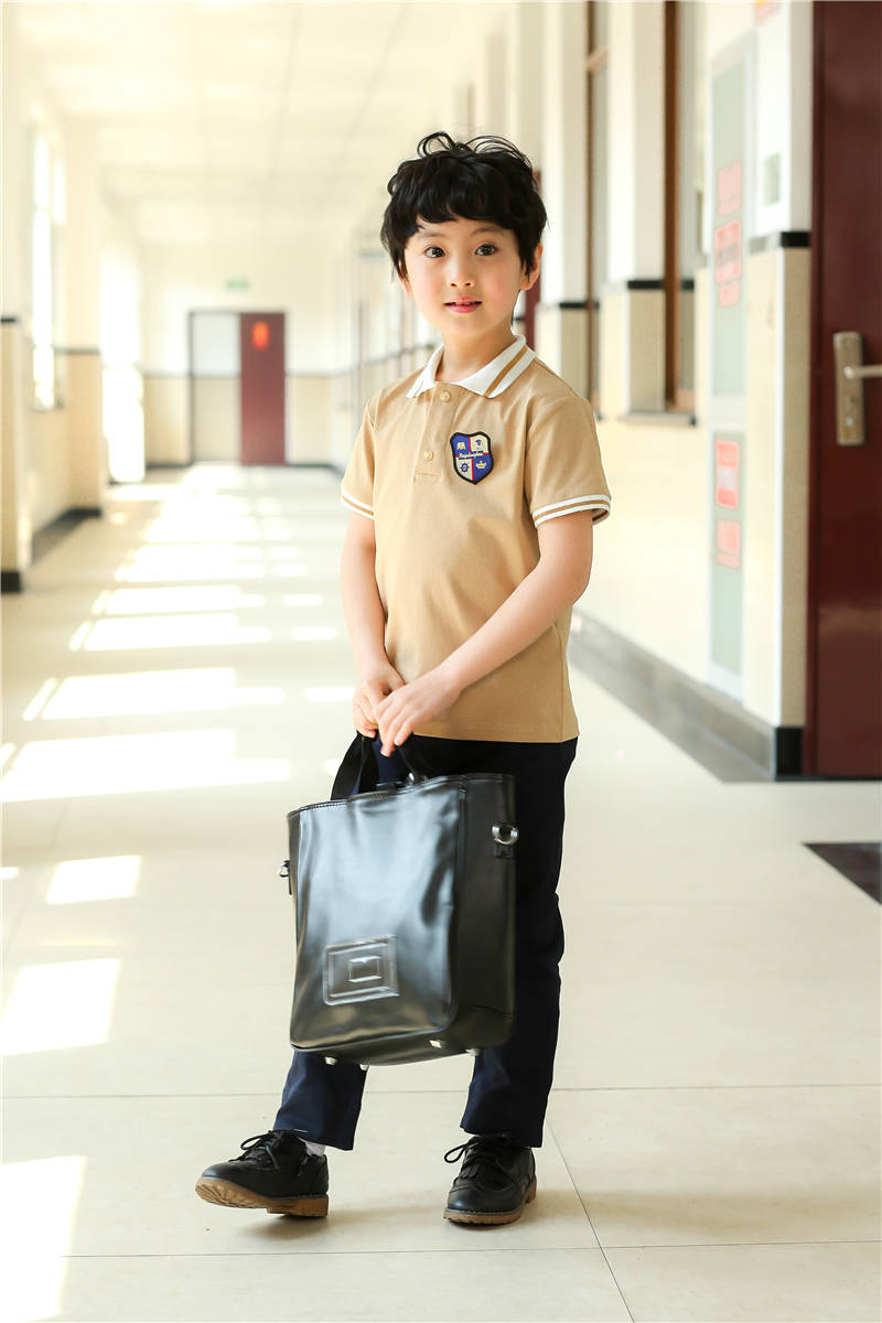 幼兒園小學(xué)校服夏裝生產(chǎn)定做廠家 幼兒園小學(xué)校服夏裝生產(chǎn)定做廠家